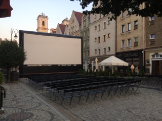 Ilustracja do artykuły: Kino plenerowe.