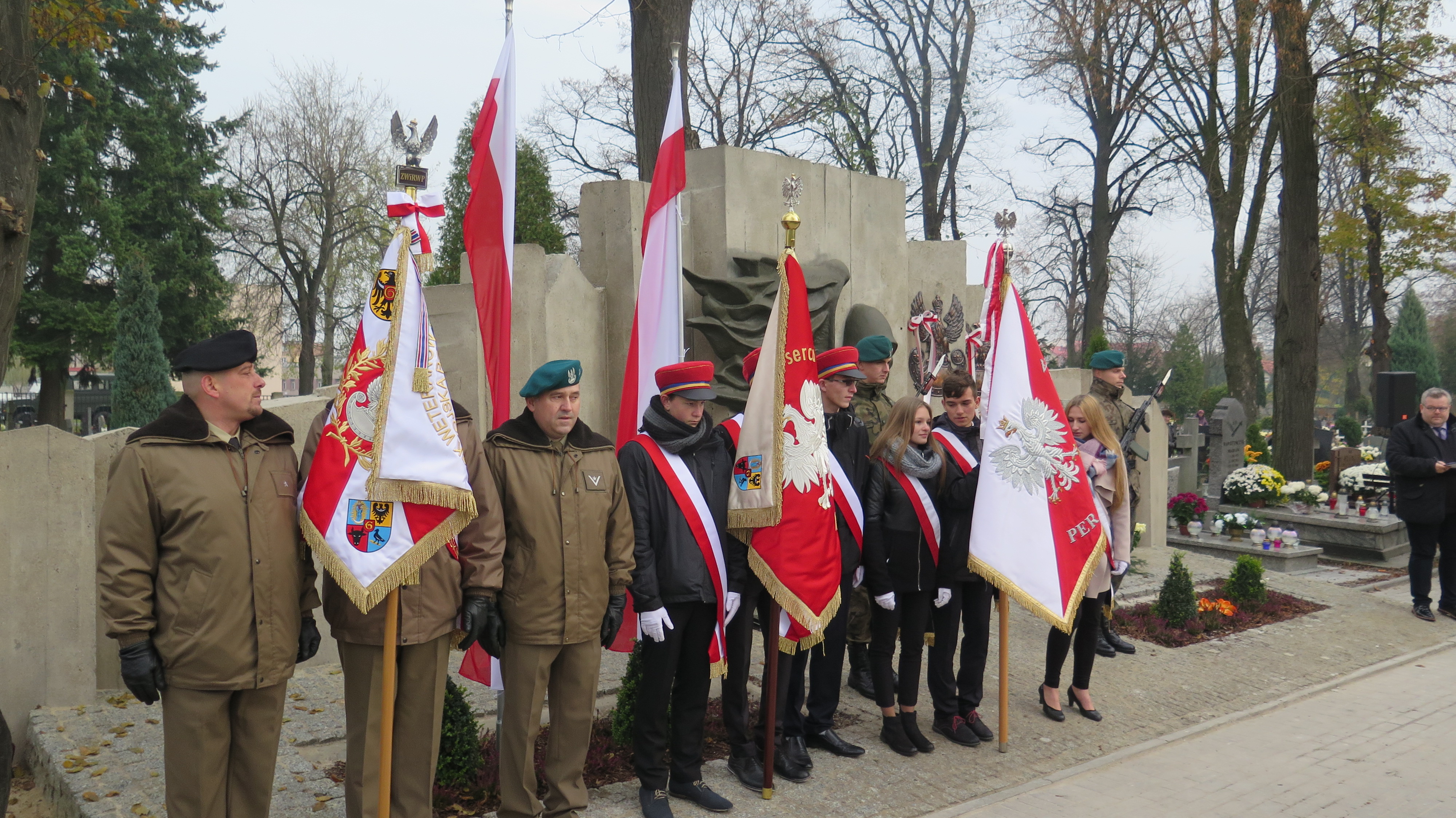 Ilustracja wprowadzenia: Pomnik Żołnierzy.