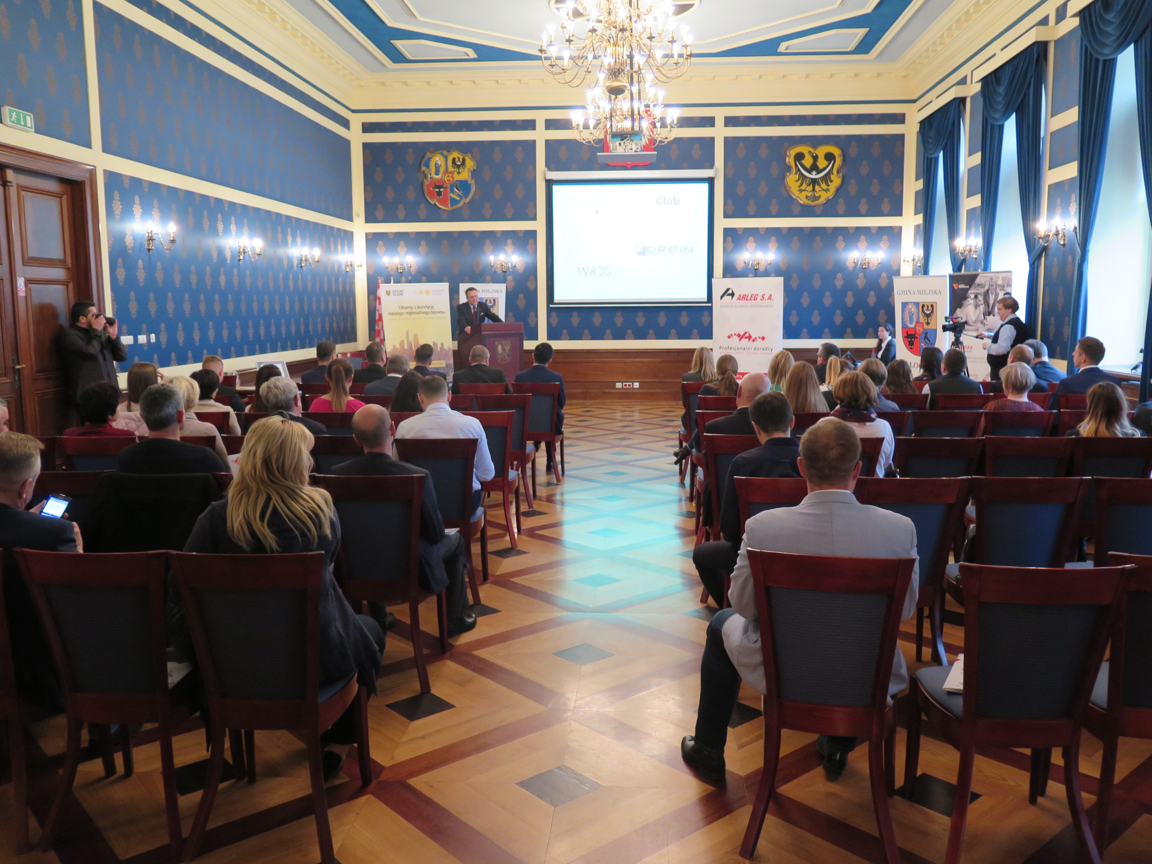 Konferencja pt. &bdquo;WSPARCIE DLA TWOJEGO BIZNESU &rdquo;. - zdjęcie 2