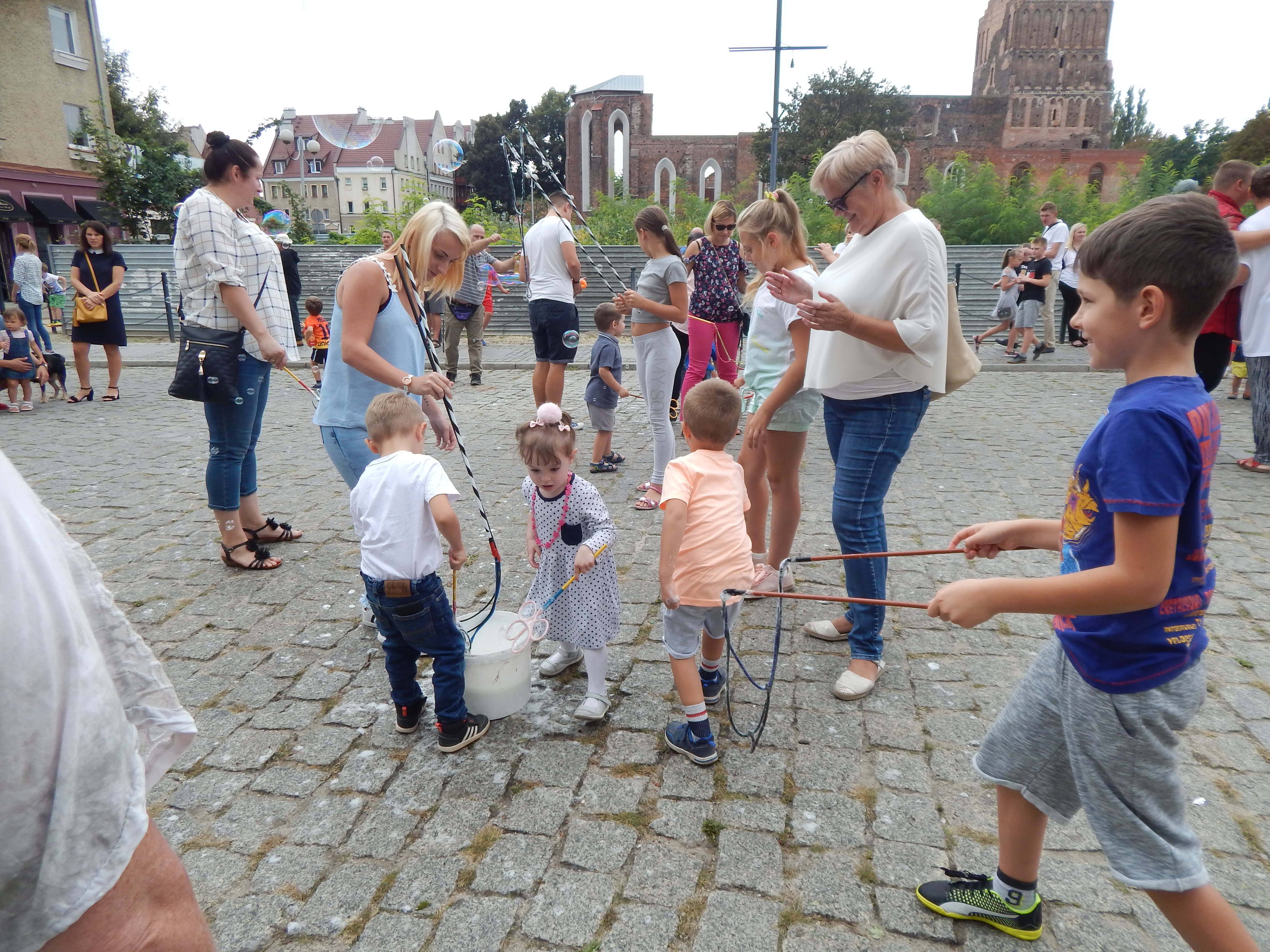 Frajda dla dzieci z bańkami - zdjęcie 5