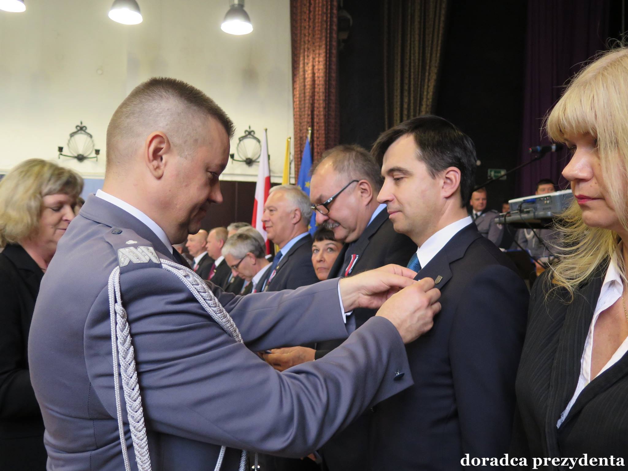 Ilustracja wprowadzenia: Medal od Policji.