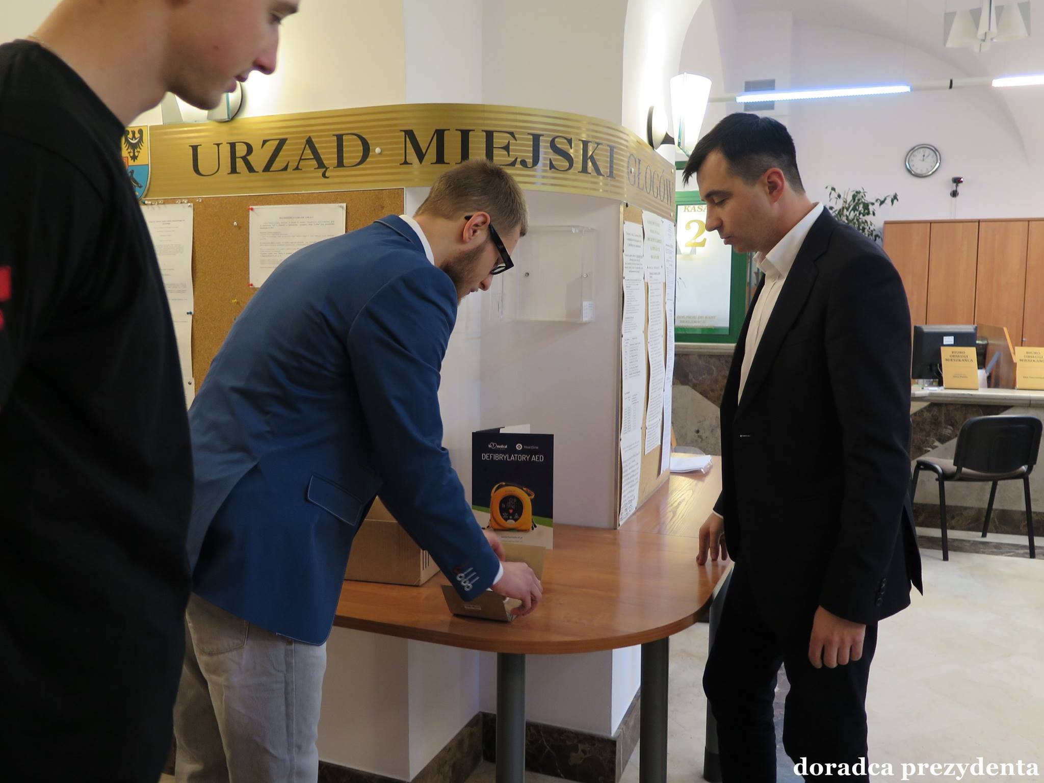 Defibrylator w Urzędzie Miejskim. - zdjęcie 1