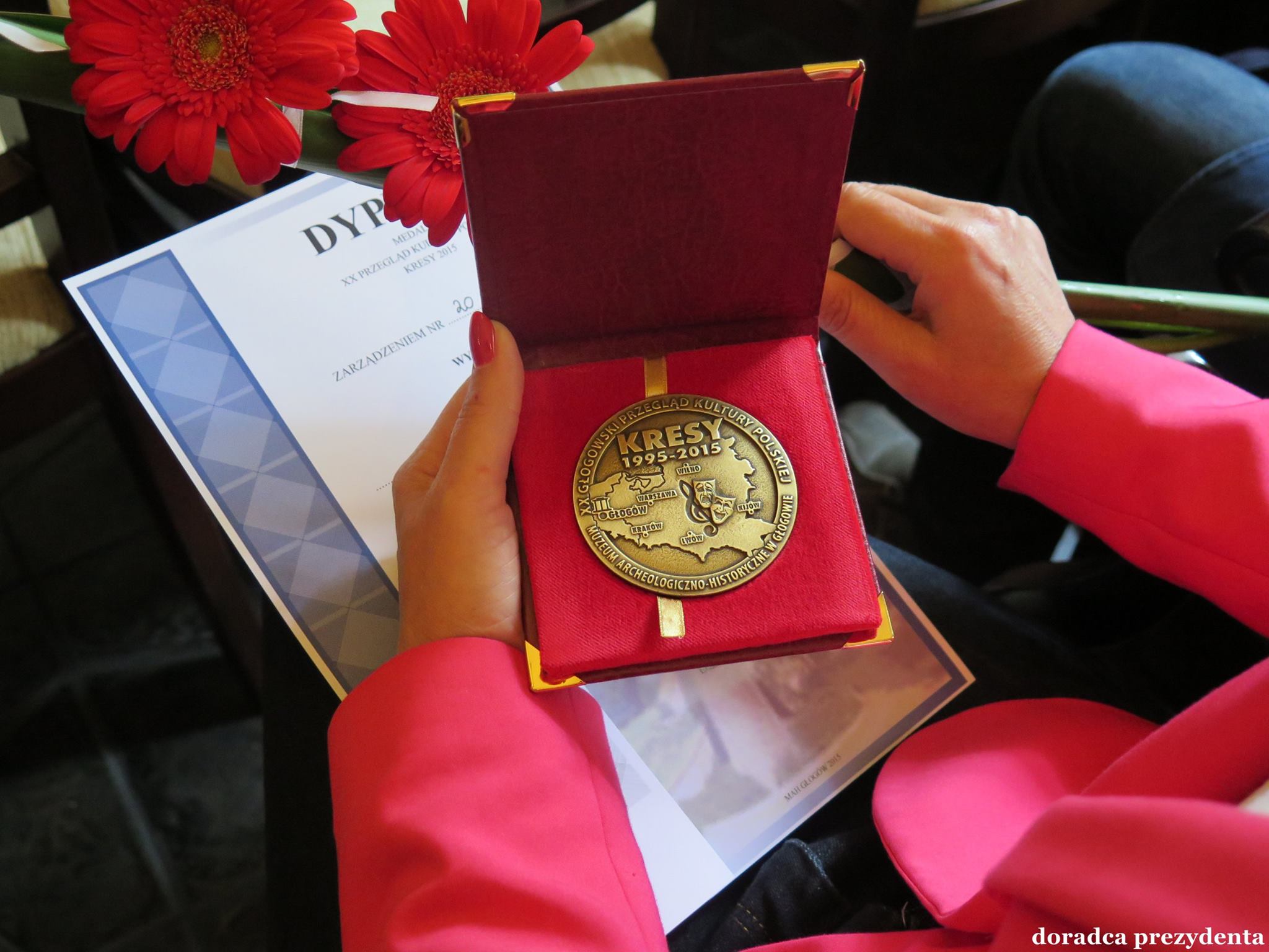 Medal pamiątkowy - Kresy. - zdjęcie 3