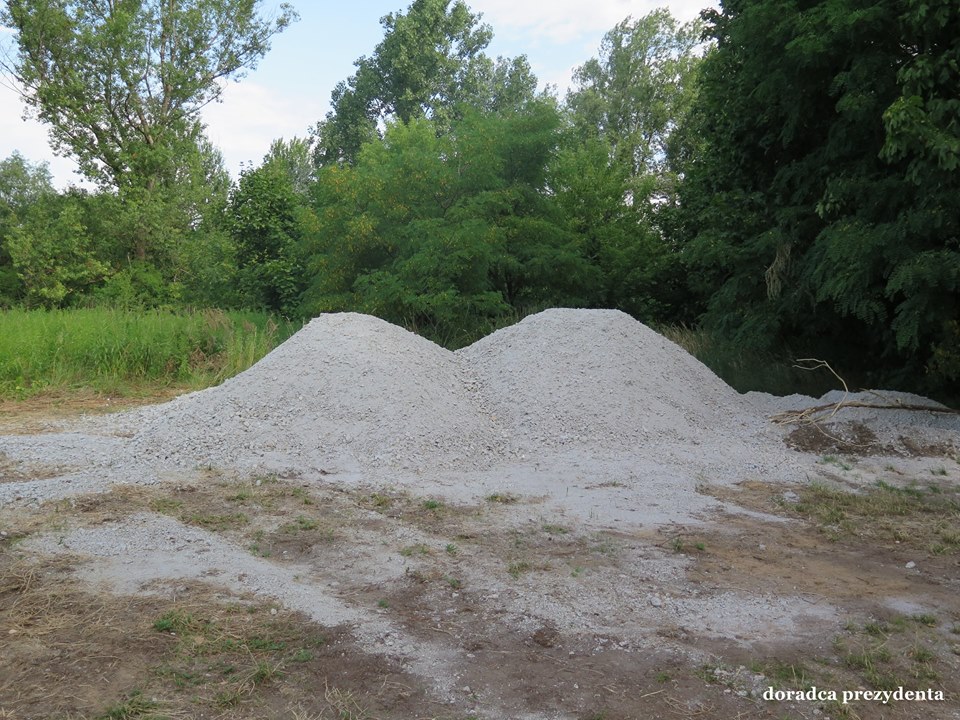 Budowa ścieżki dla pieszych i rowerzyst&oacute;w - zdjęcie 2