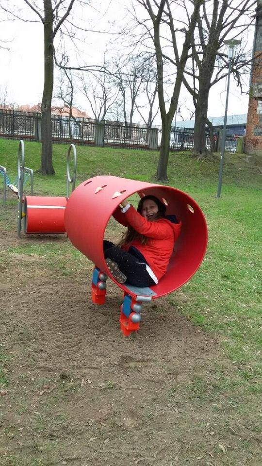 Plac zabaw w Fosie Miejskiej. - zdjęcie 3