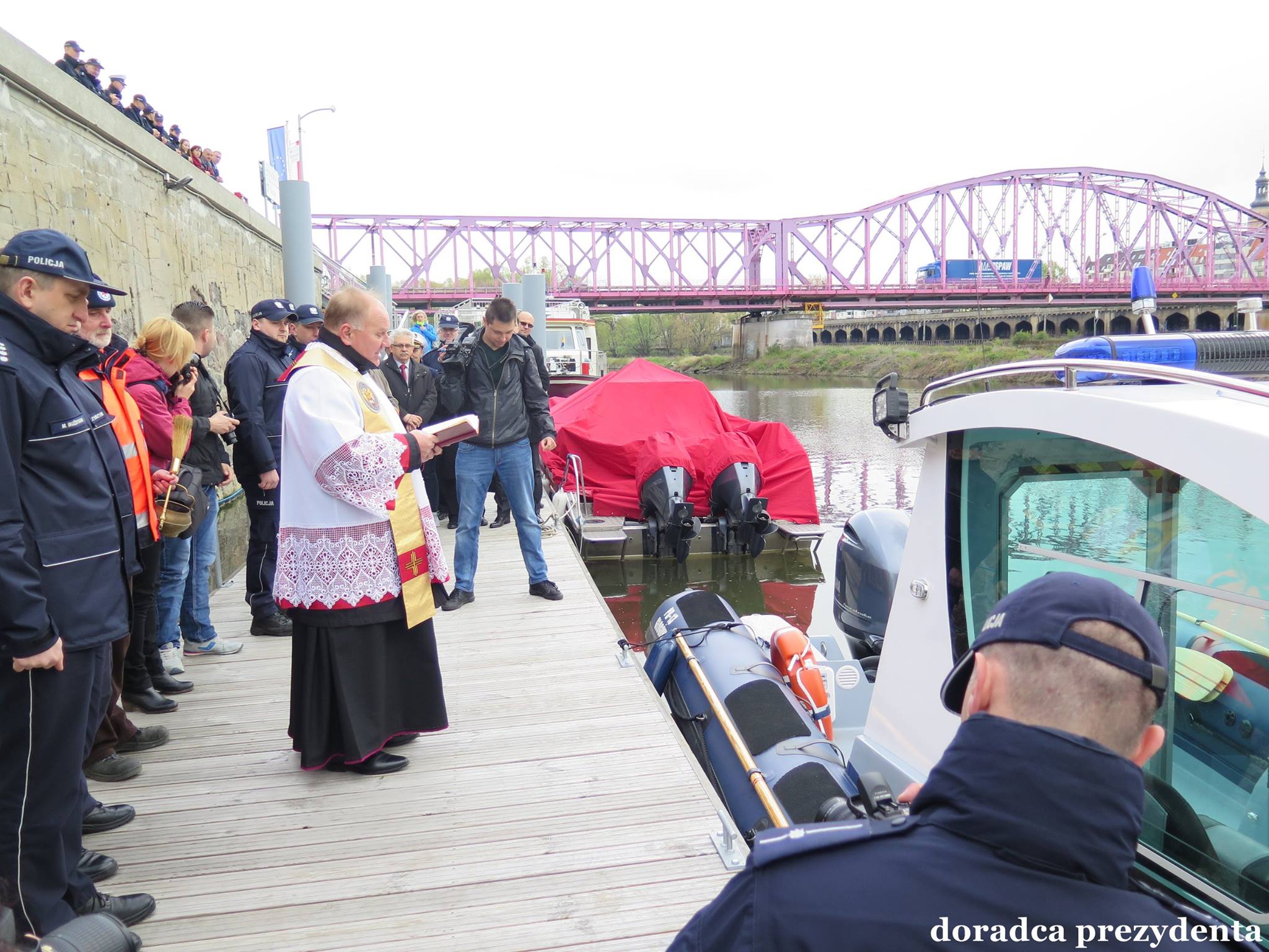 Łódź dla policji. - zdjęcie 1