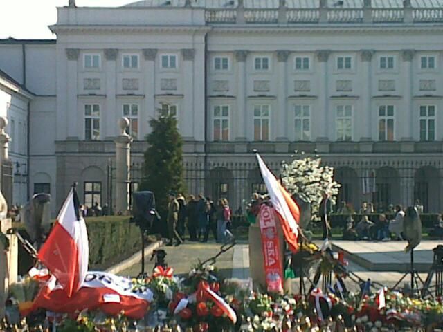 Hołd ofiarom