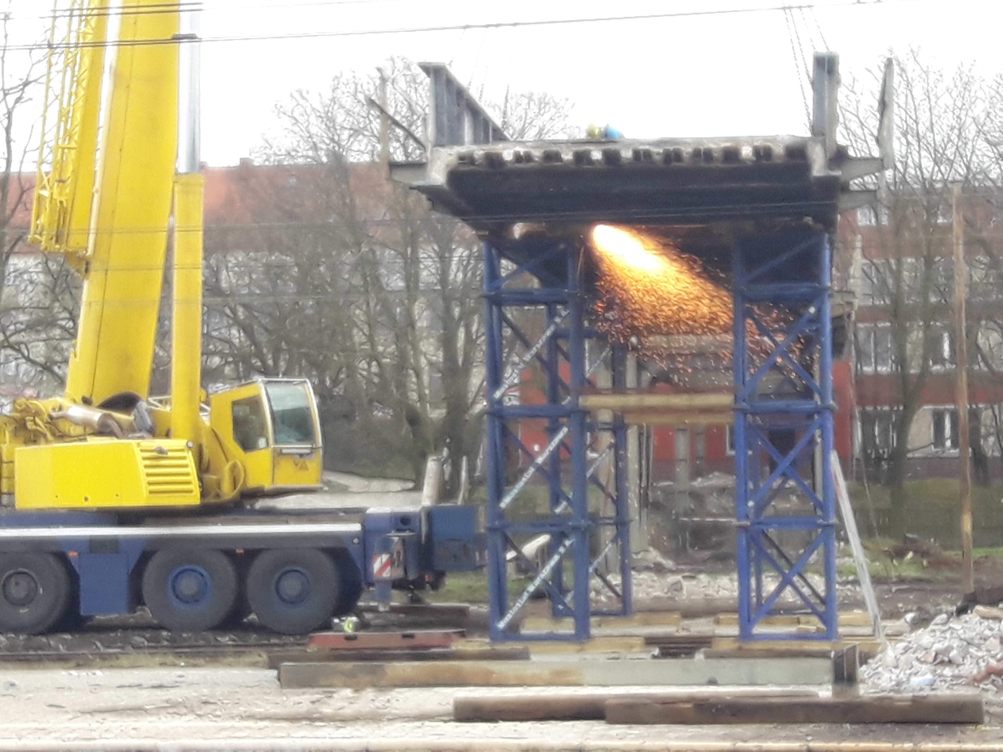 Dworzec okaleczony - zdjęcie 8