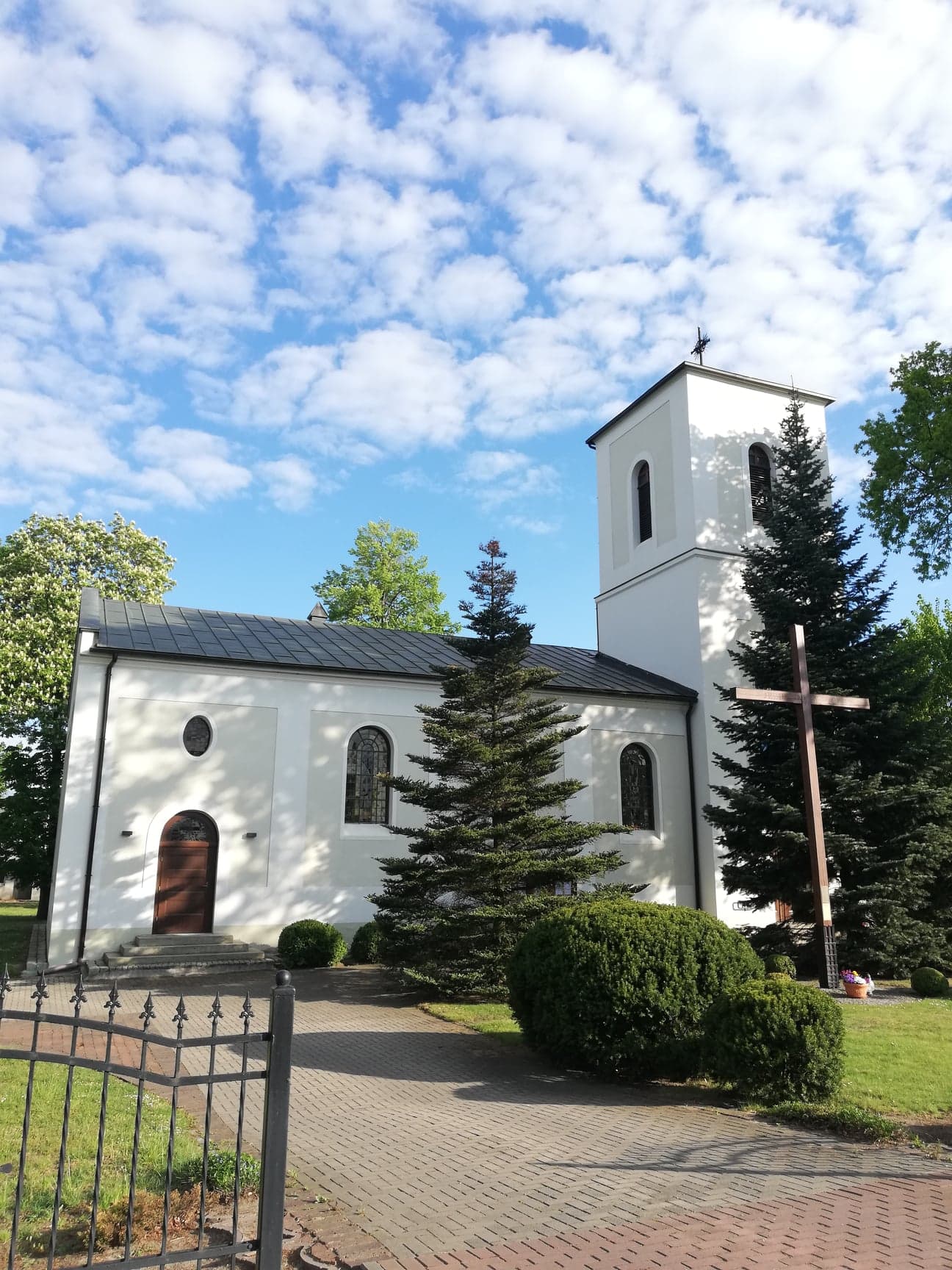 Parafia pw. Św. Apostoł&oacute;w Piotra i Pawła w Serbach - zdjęcie 9