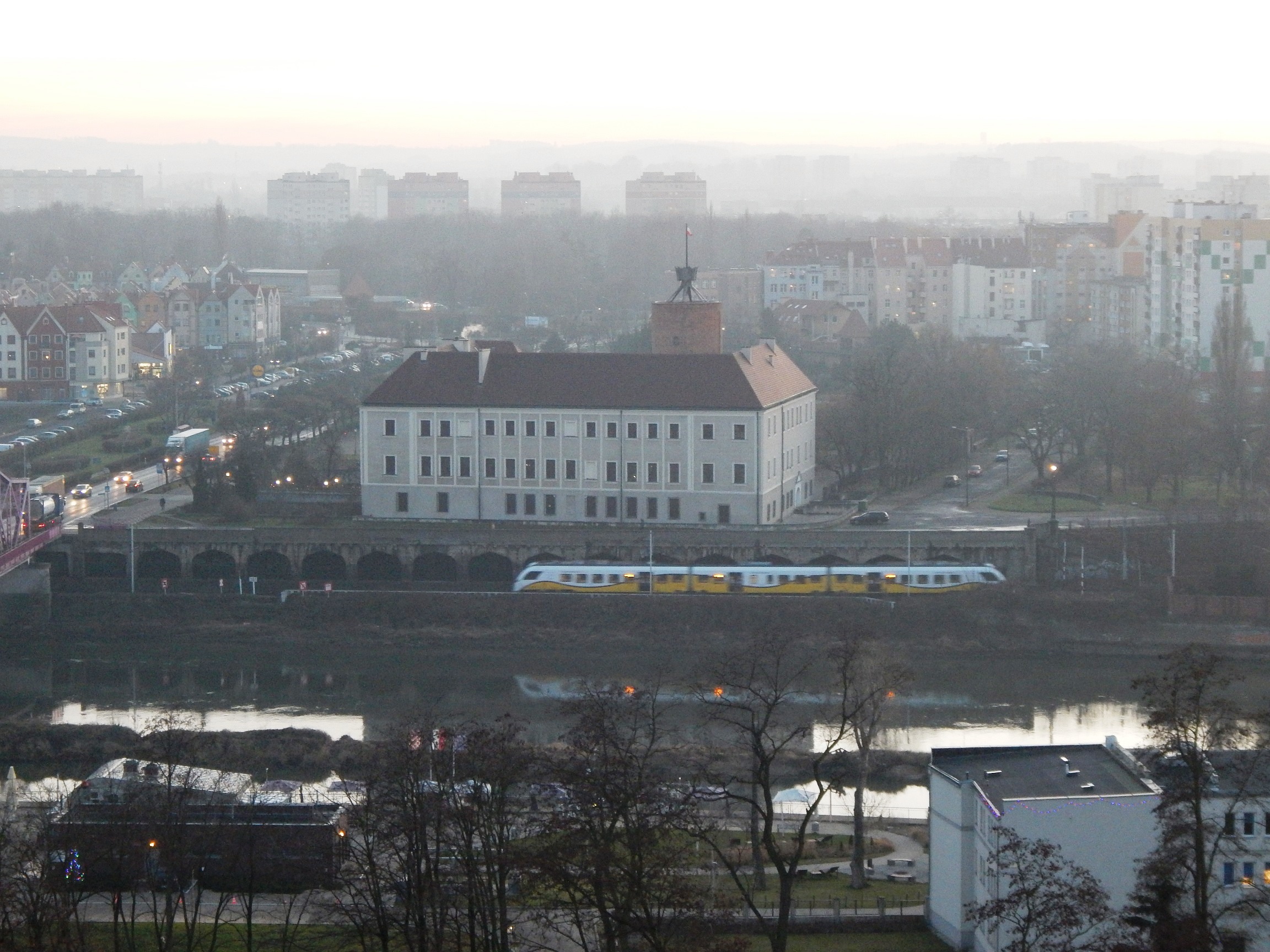 Powstanie tor&oacute;w i estakady - zdjęcie 9