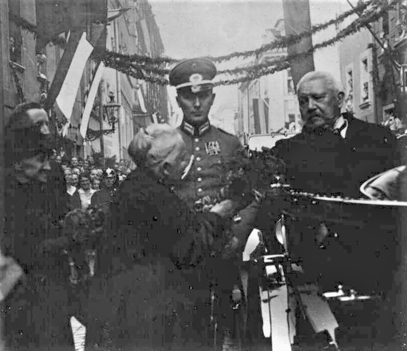 Hindenburg w Głogowie - zdjęcie 4