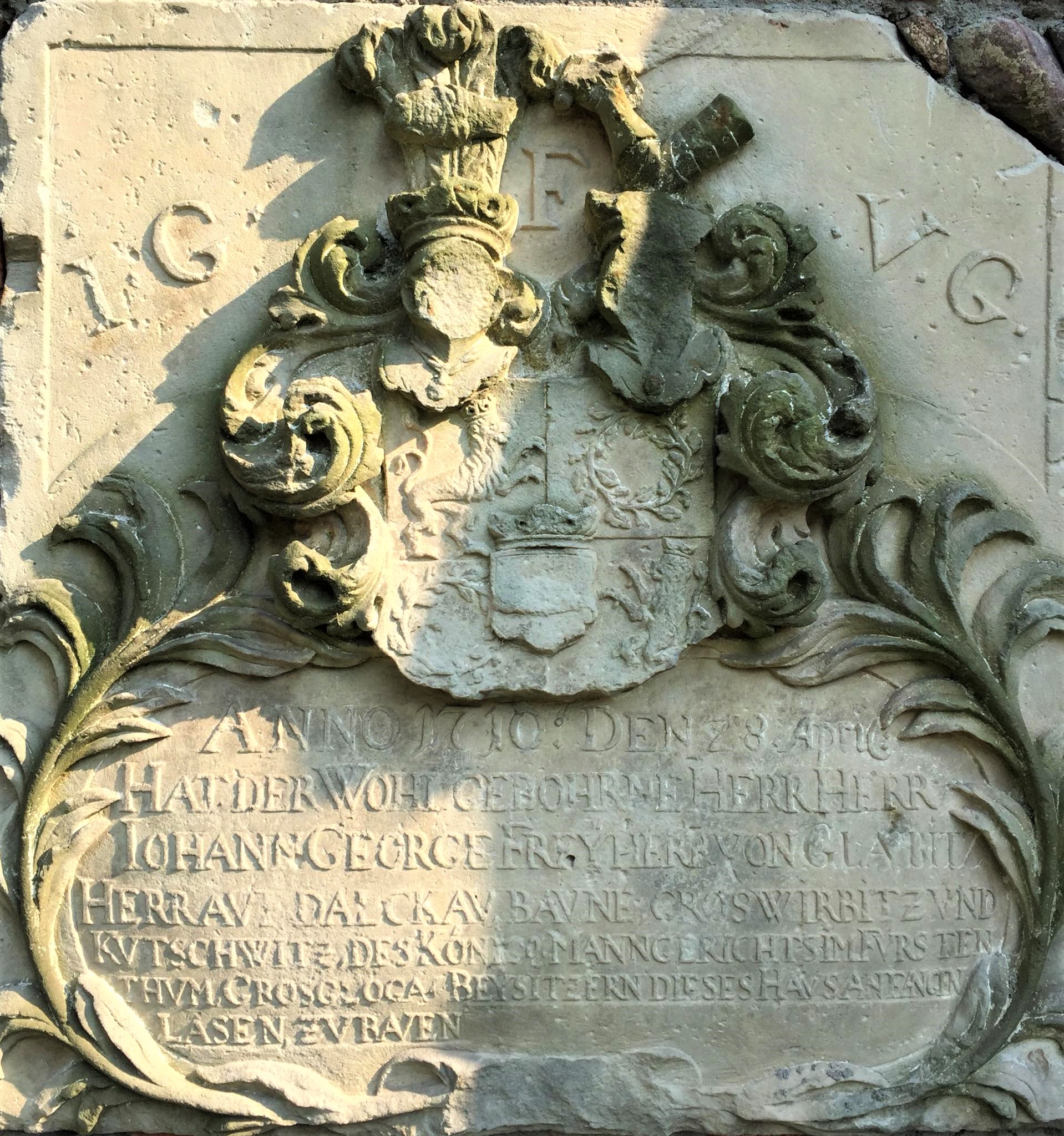 Herb rodu von Glaubitz - kartusz