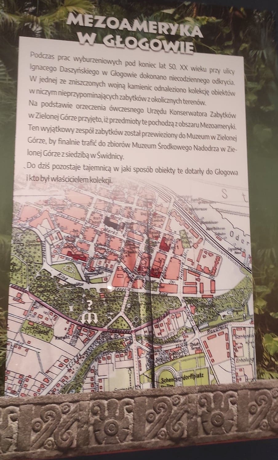 Plan dawnego Głogowa z zaznaczonym miejscem odnalezienia zbioru