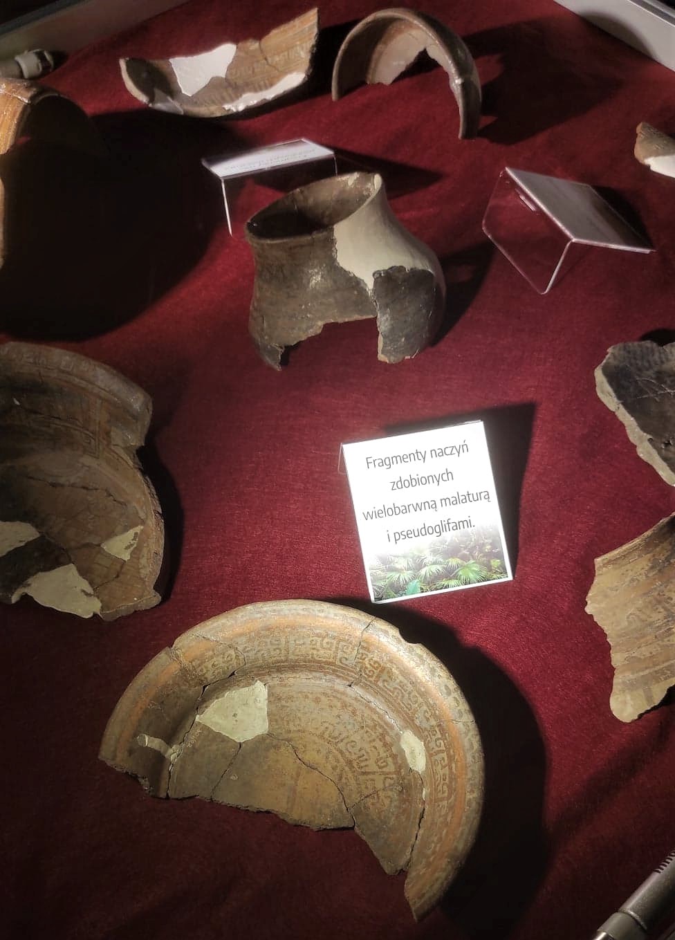 Fragmenty odnalezionych przedmiotów