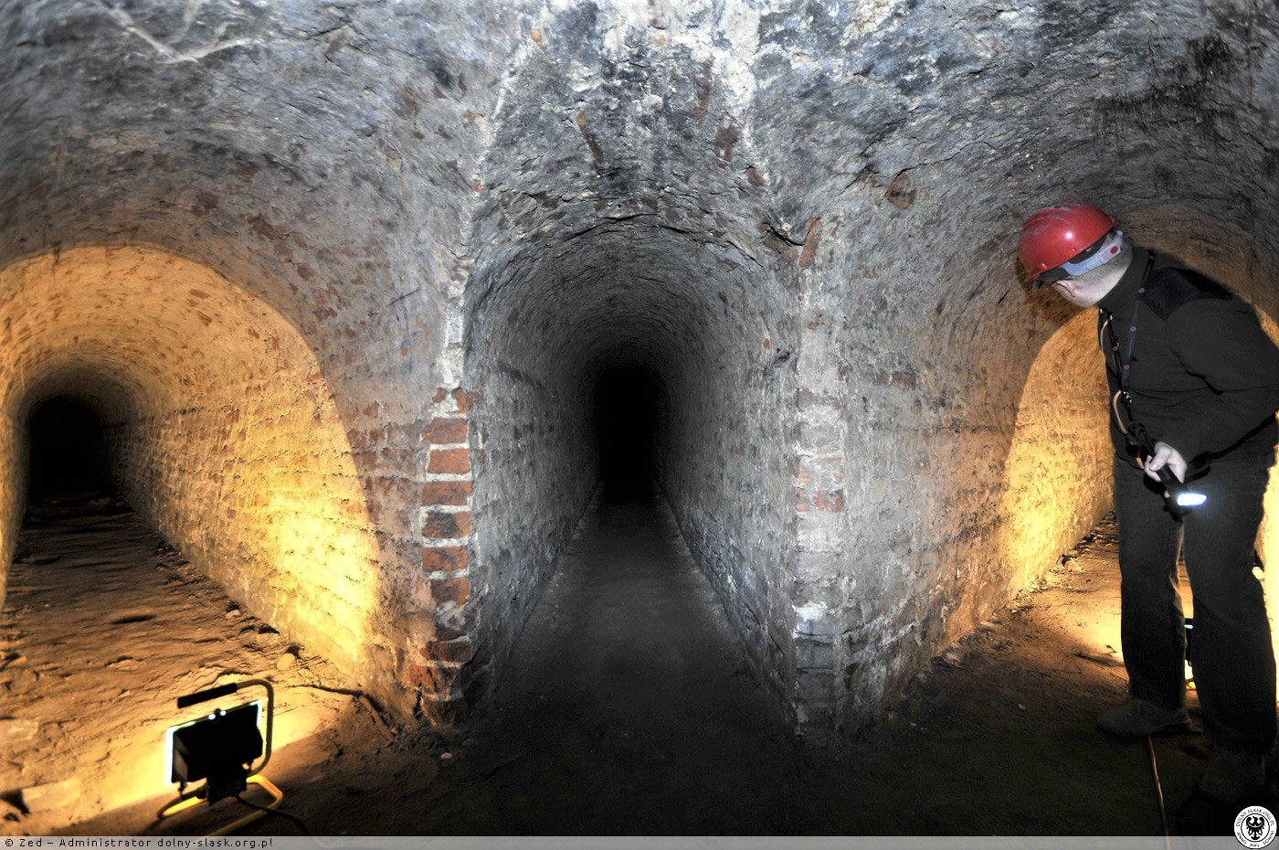 Eksploracja tunelu