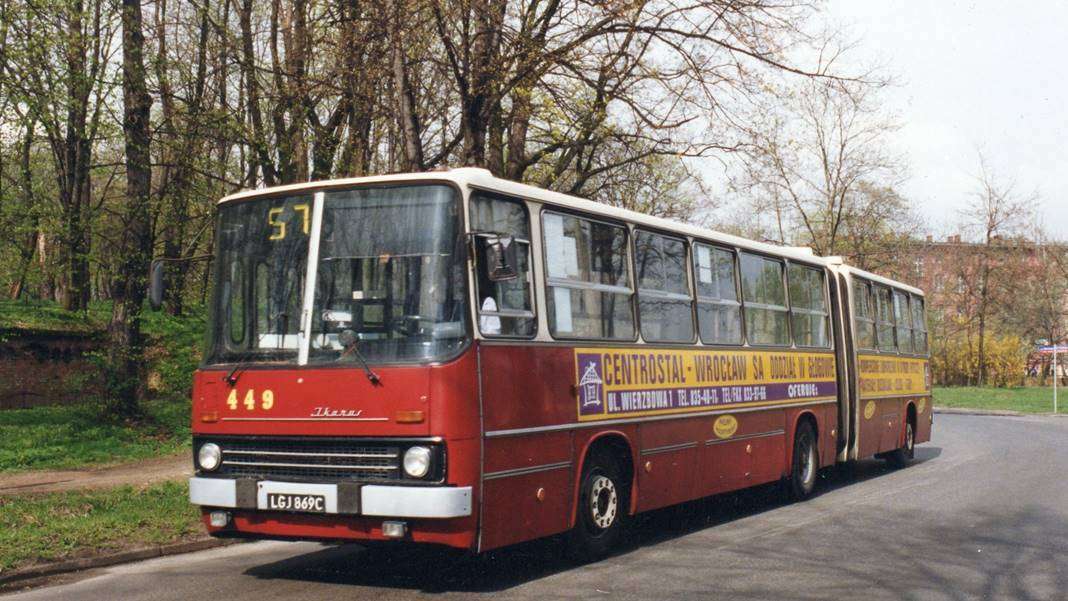 Autobus marki Ikarus