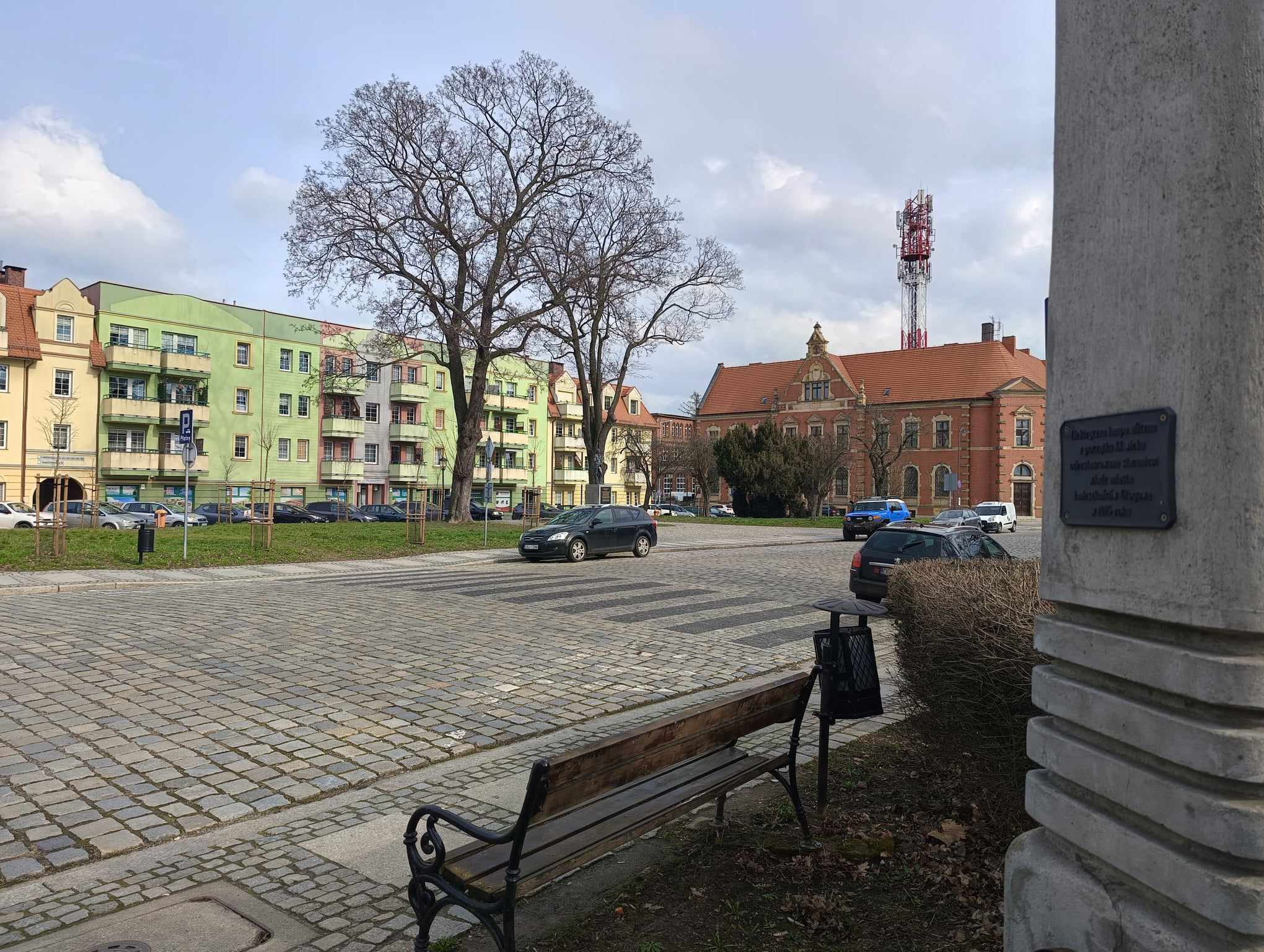 Plac Umińskiego dziś