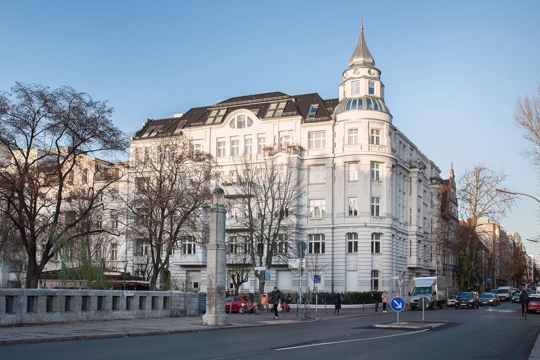 Zabytkowa kamienica po renowacji